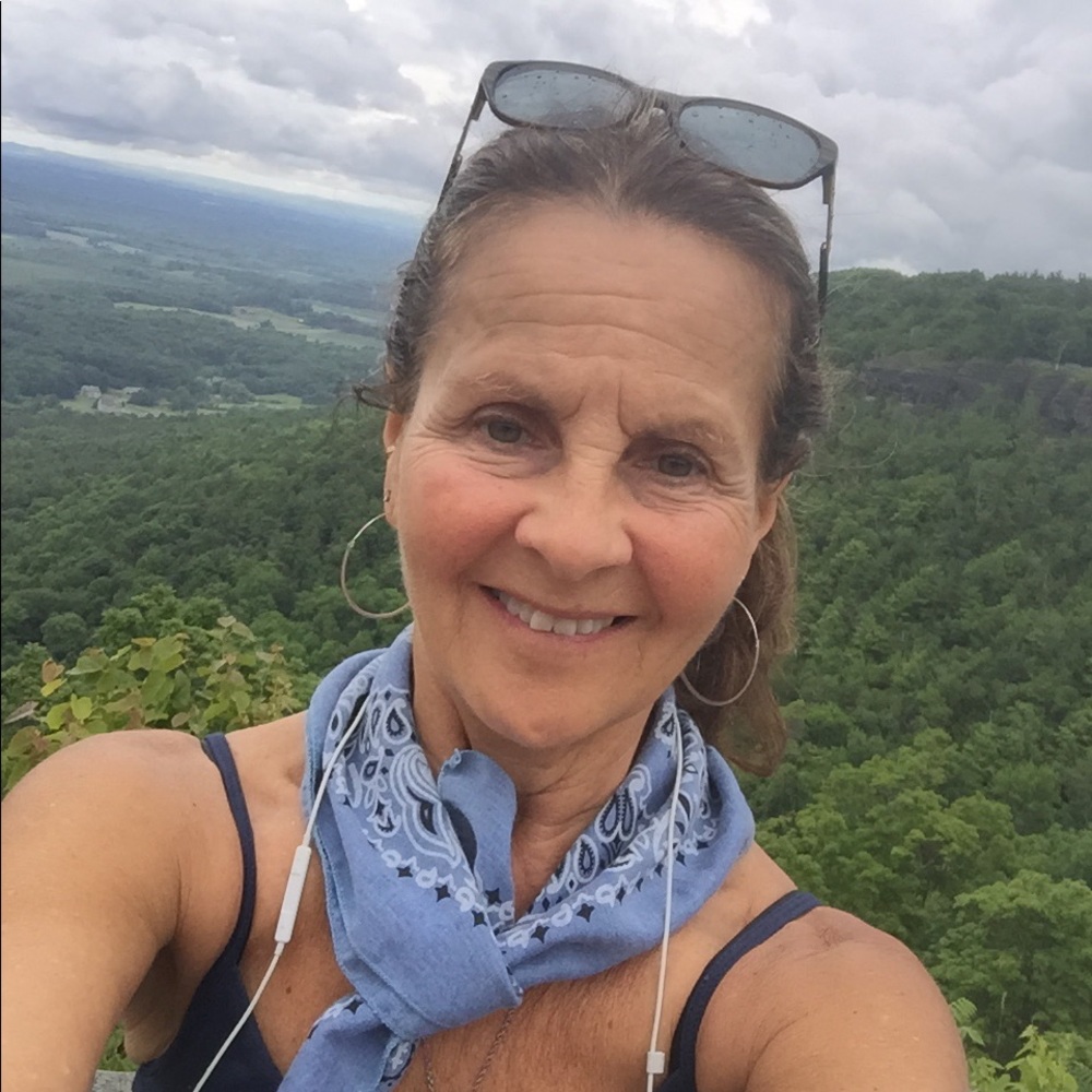 Meet your Posher, Paula
